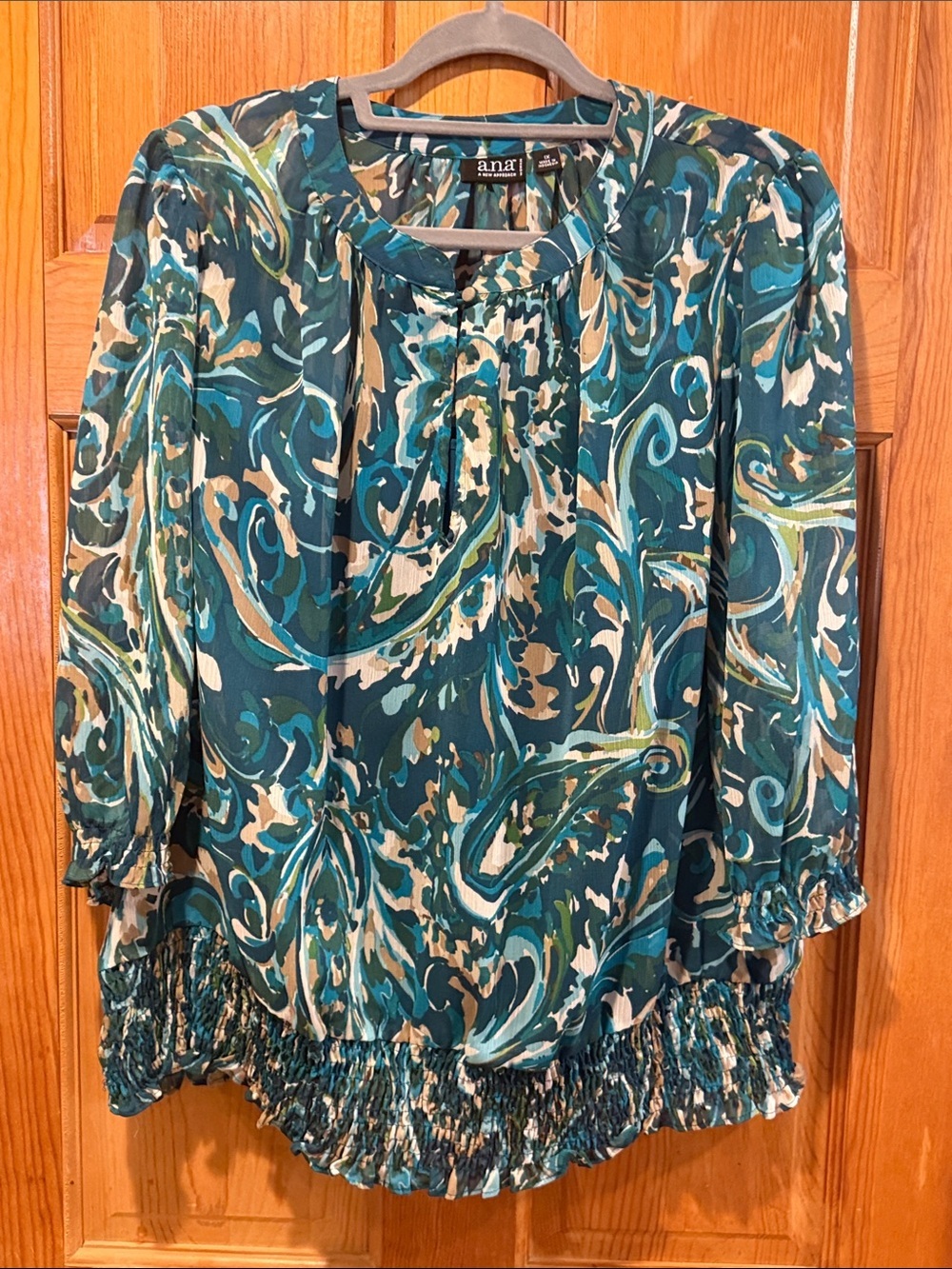 A.n.a women’s 2 piece blouse size 1X .